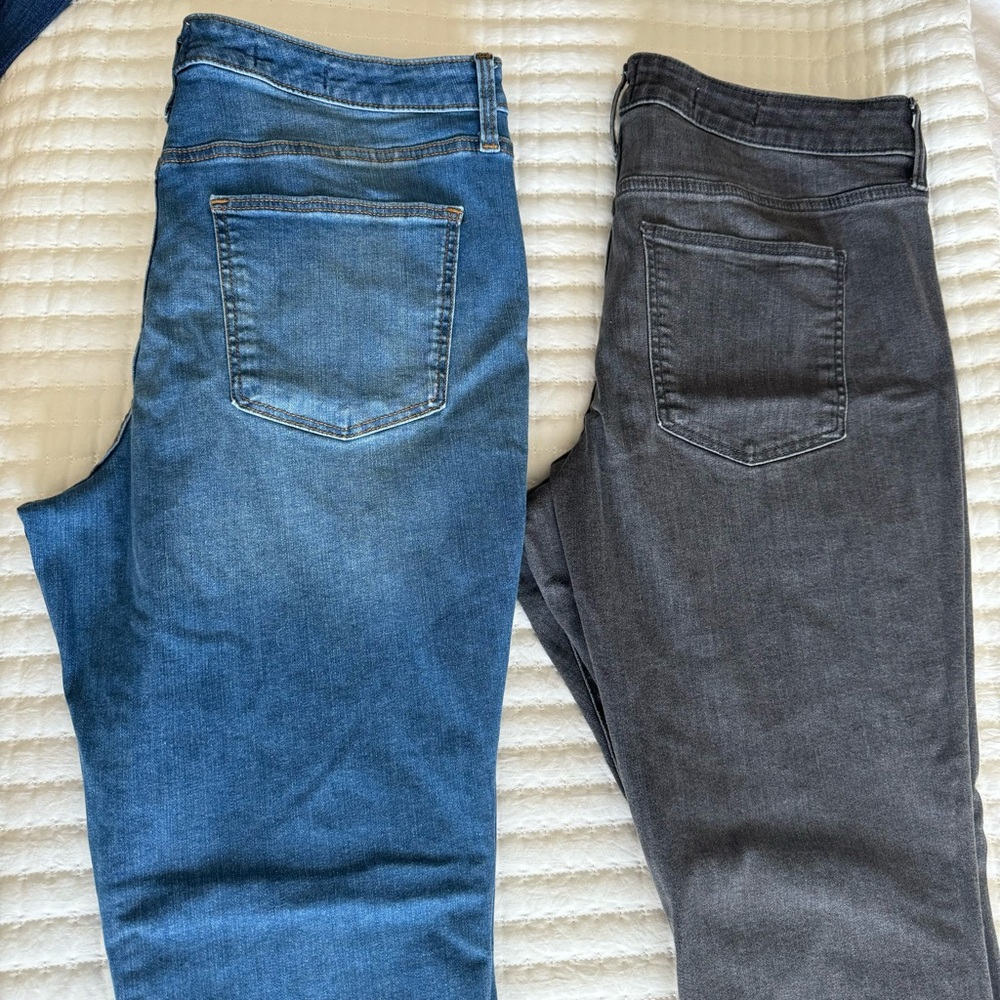 Universal Thread Jean Bundle - Picture 3 of 10